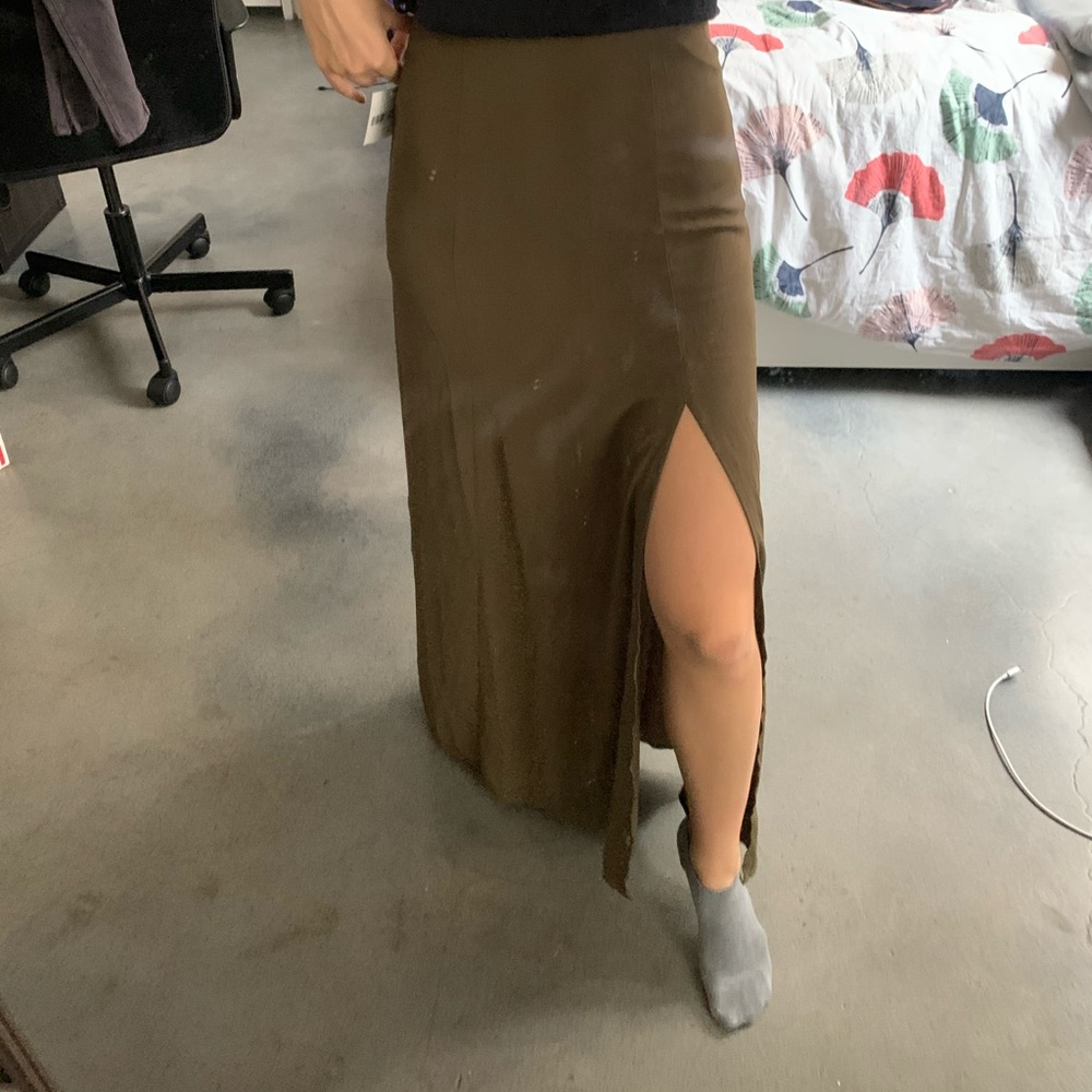 Green forever21 skirt